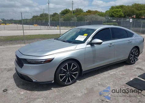 2024 Honda Accord Hybrid Touring из США, поврежденный, VIN 1HGCY2F80RA083131